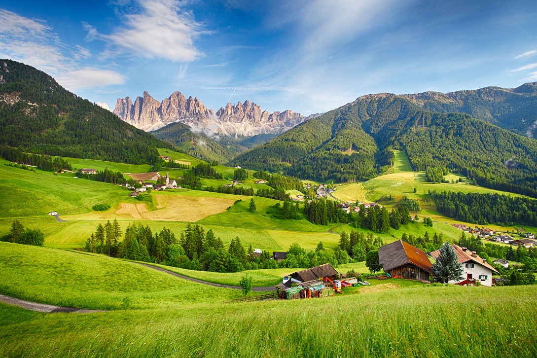 fotografía landscape. Paisaje de campo y montañas